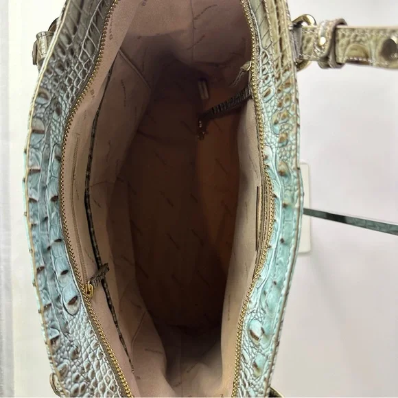 Women’s **Hard to Find** Brahmin Abigail Elegant Crocodile Embossed Large Tote - Picture 8 of 14